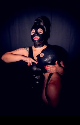 Mistress Cee