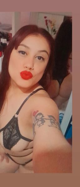 Soy naila una nena de 25 añitos muy fogoza y complaciente , hago un buen sexo oral con las poses que más te gusten.. el mejor 69 Háblame y coordinamos 